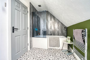 Photo 16- click for photo gallery